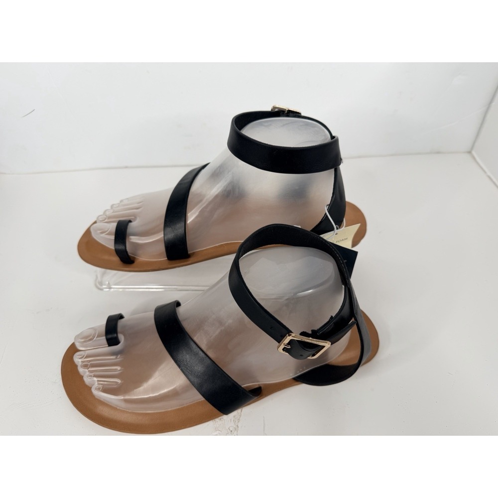 Universal Thread Black Flat Sandals Ankle Strap Womens‎ Size 9 NWT